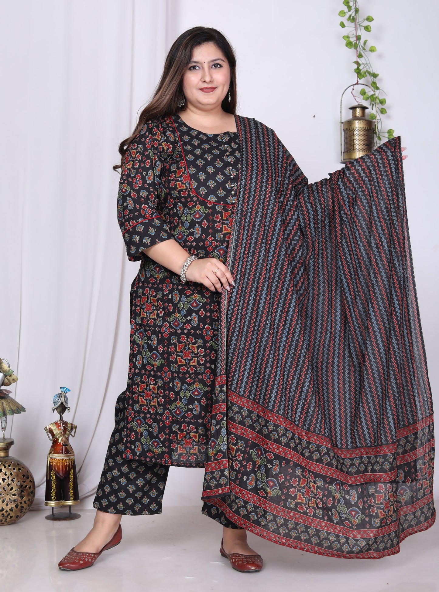 Plus Size Black Cotton Printed Kurta Pant Set with Dupatta-200013