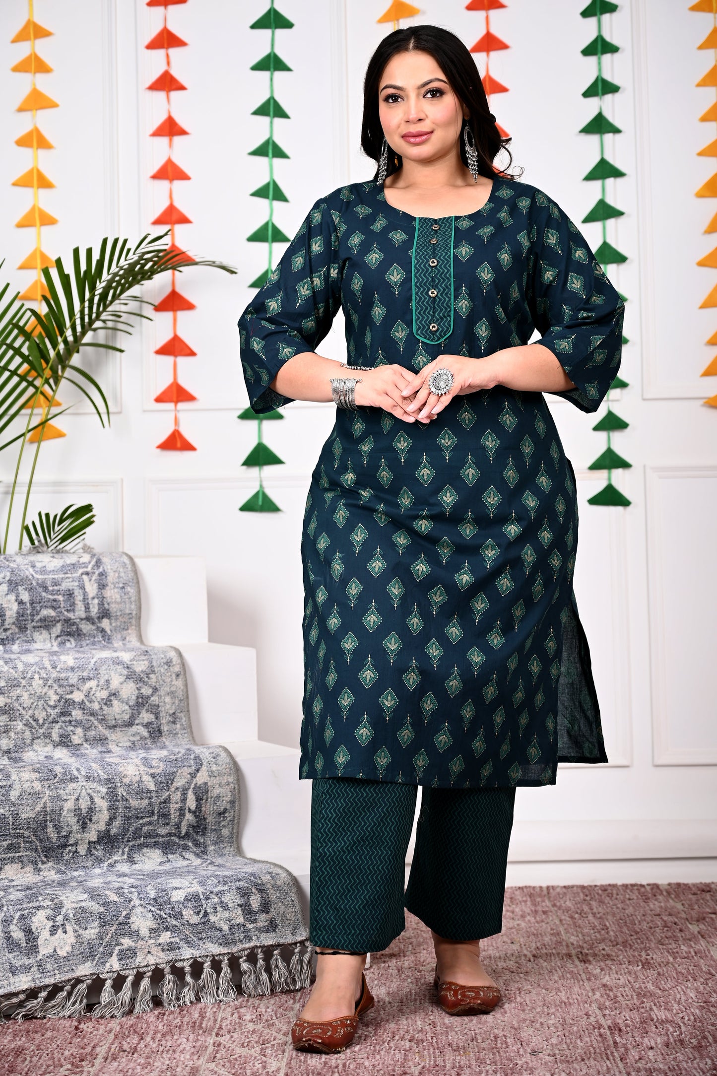 Plus Size Bottle Green Cotton Printed Kurta Pant Set with Dupatta-200018