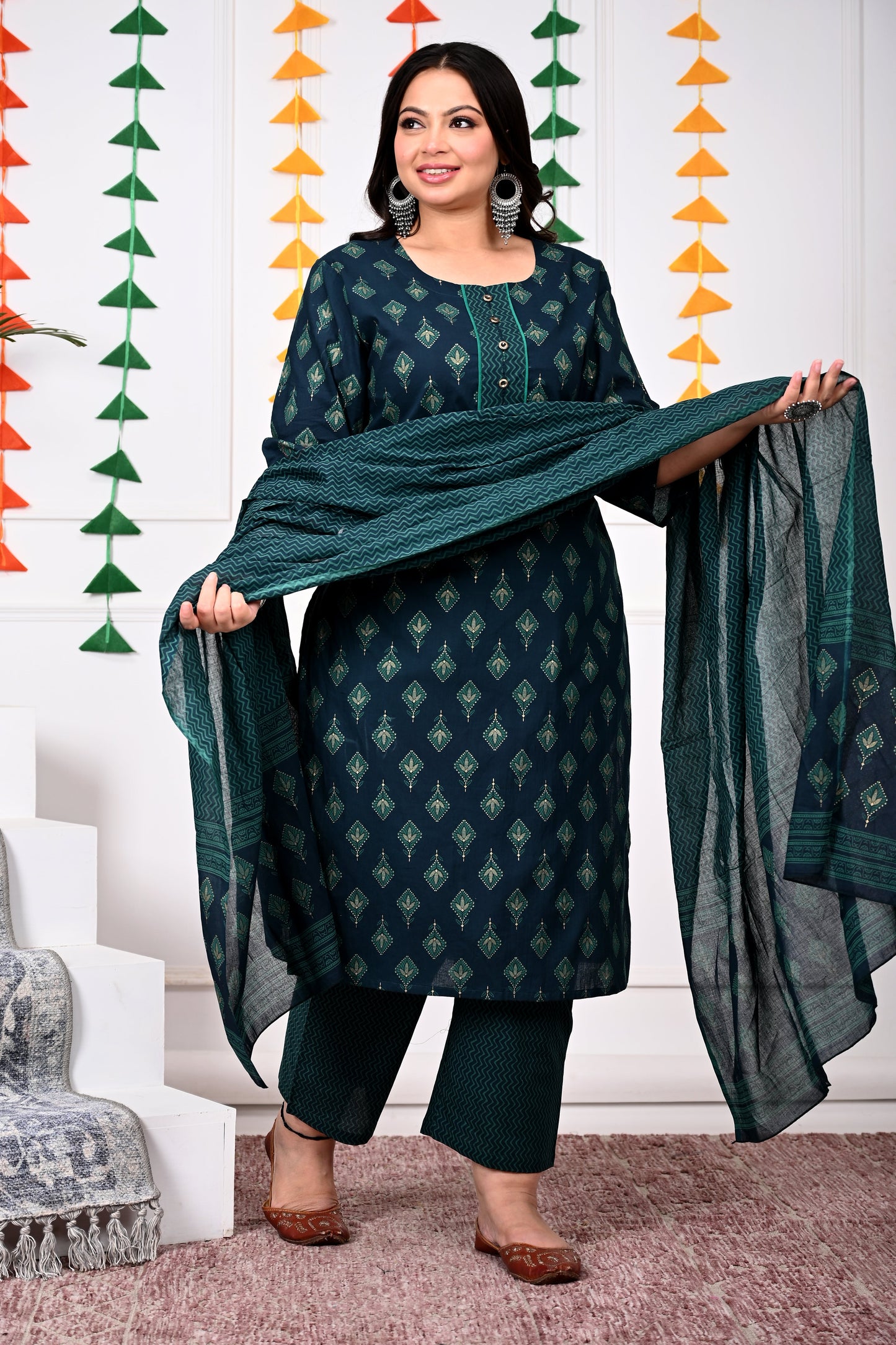 Plus Size Bottle Green Cotton Printed Kurta Pant Set with Dupatta-200018