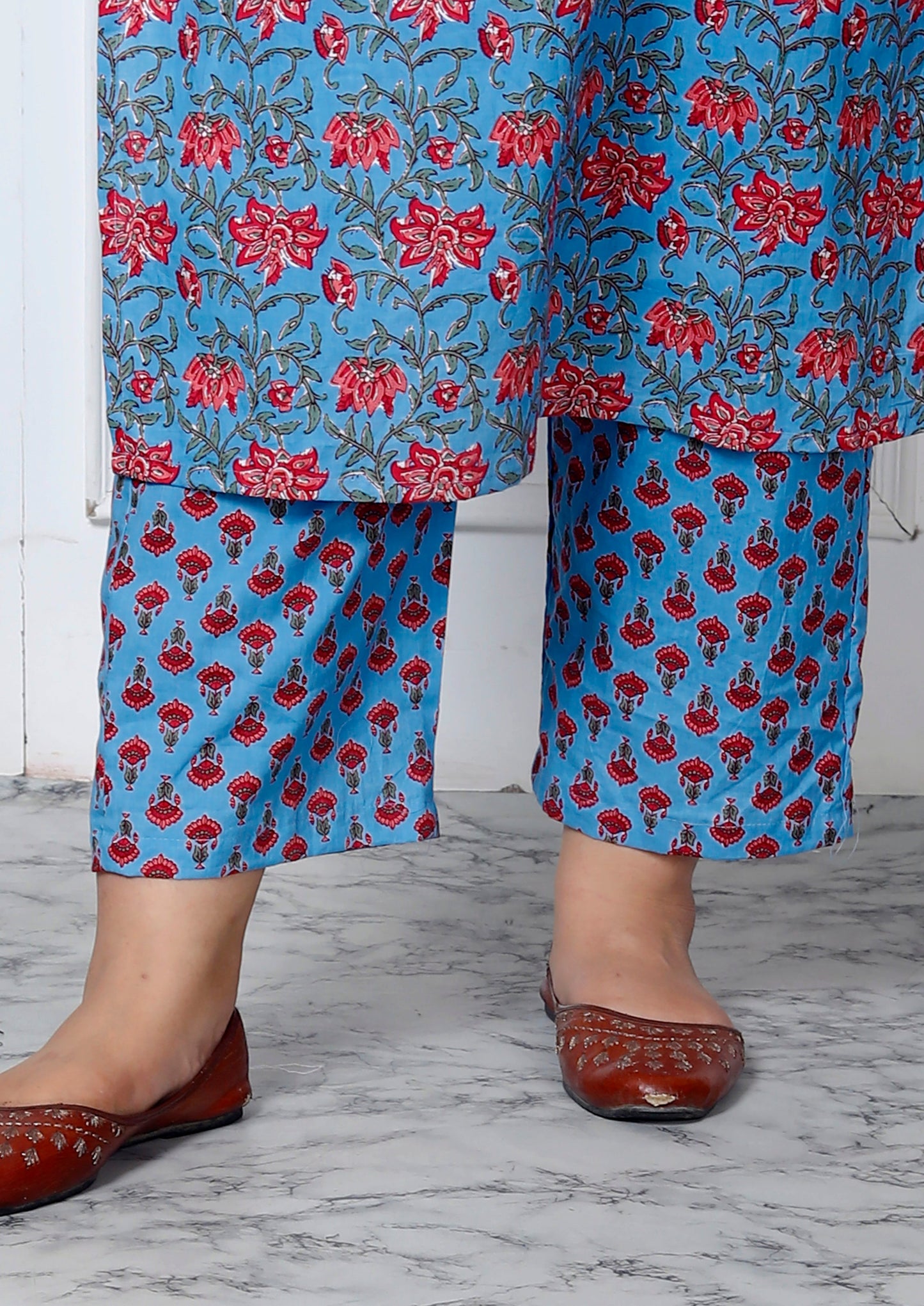 Plus Size Blue Cotton Printed Kurta Pant Set with Dupatta-200030