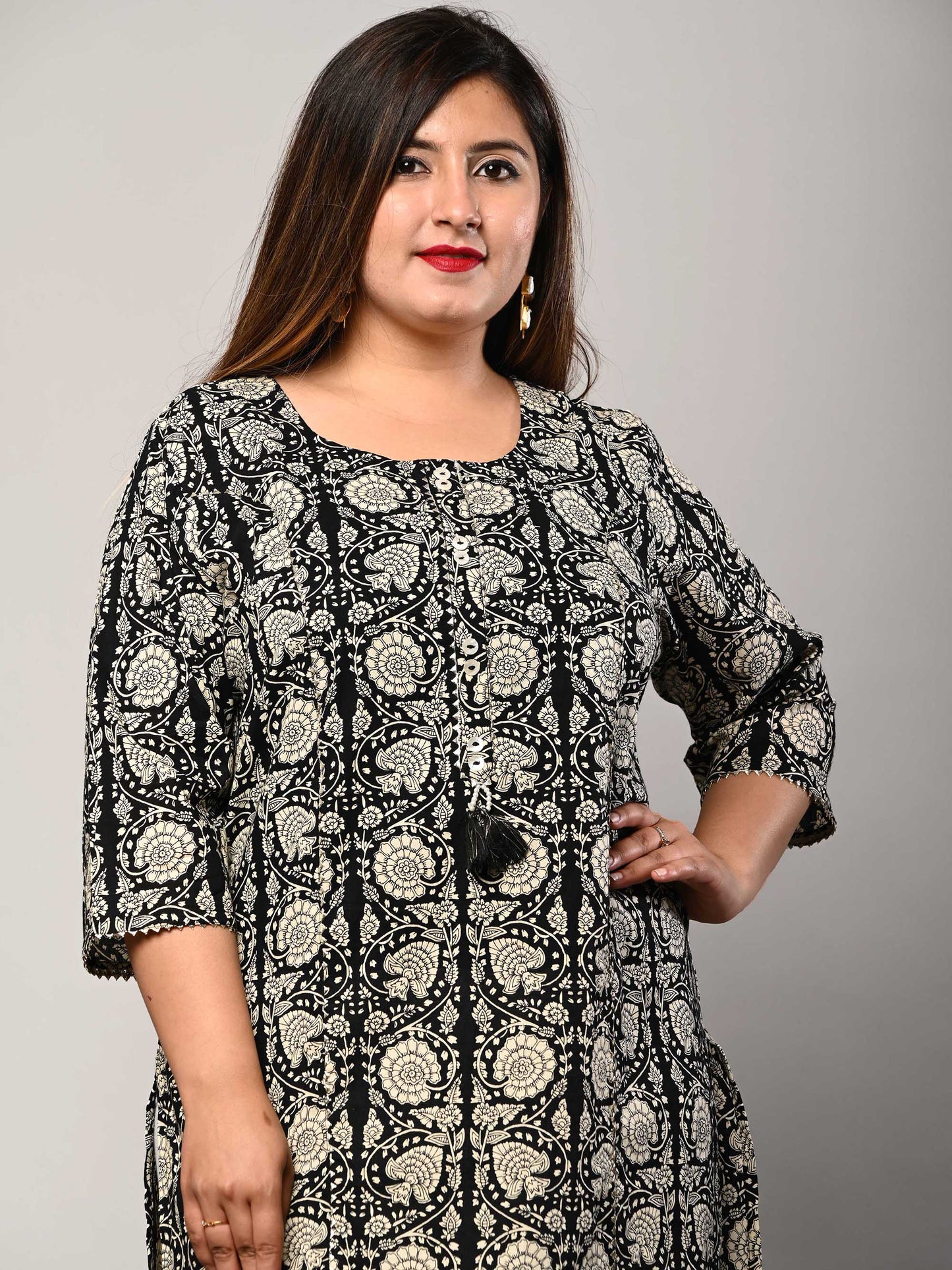 Plus Size Black Cotton Floral Print Straight Kurta-414