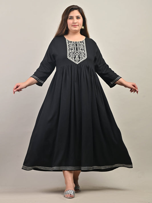 Plus Size Black Cotton Blend Embroidered Anarkali