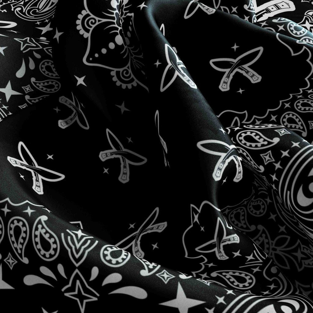 Black Butterfly Paisley Silk Bandana Scarf – 50 × 50 cm